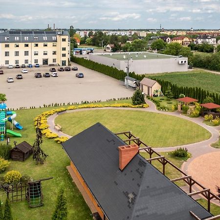 Hotel Austeria Conference & Spa チェホチネク エクステリア 写真